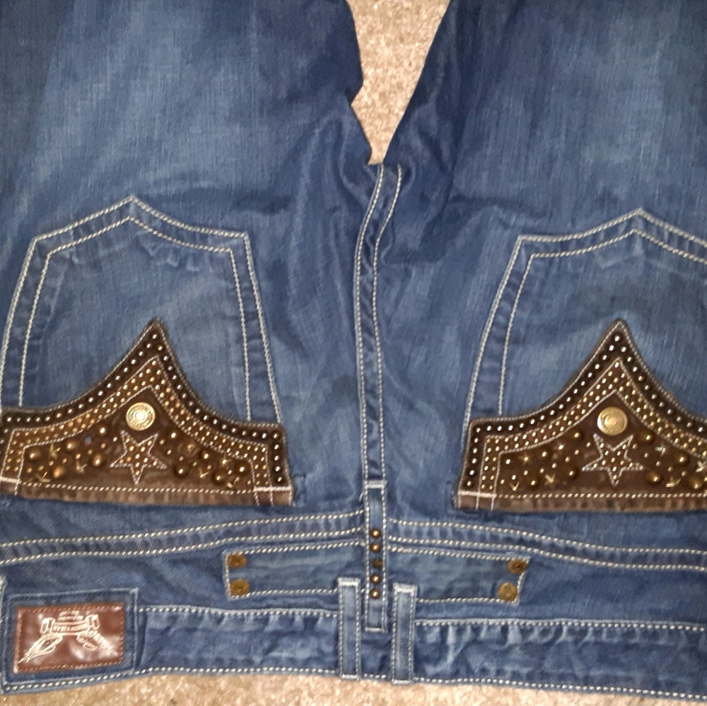 Robin's Jean's